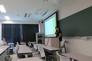 研究発表の様子